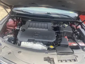 Toyota Avalon Limited FWD Sedan (3.6L 6cyl 6A) 2016 Maroon