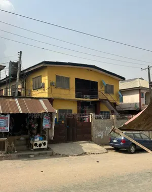 3bdrm Block of Flats in Ketu for sale