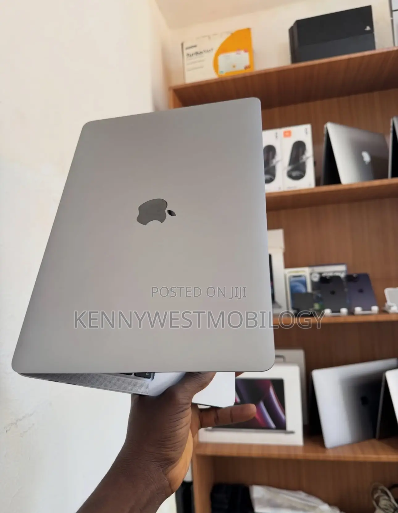 Laptop Apple MacBook Pro 2020 16GB Intel Core i7 SSD 512GB