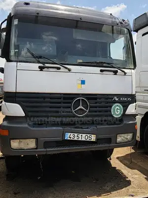 Super Clean Foreign Used Mercedes Benz Actros 3235 Long Chassis