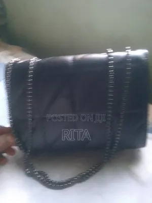 Elegant Crossbody Bag