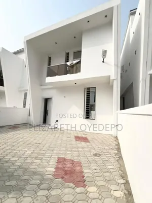 4bdrm Duplex in Ikota for sale