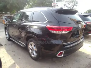 Toyota Highlander Limited 4x4 V6 (3.5L 6cyl 8A) 2018 Black