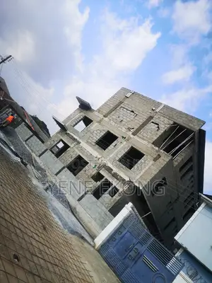 5bdrm Townhouse/Terrace in Aina Ajayi Estate, Ikeja for sale