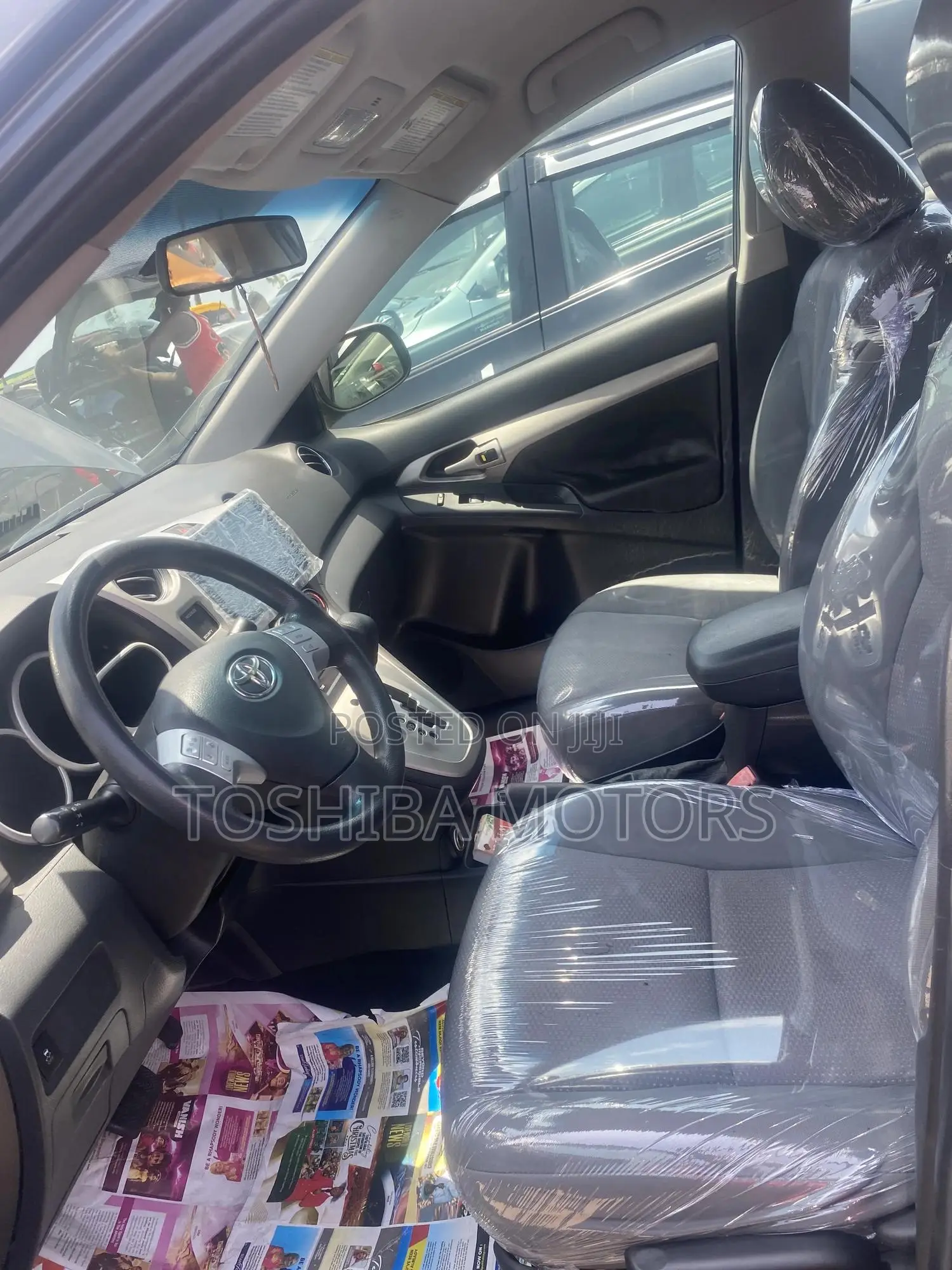 Toyota Matrix 2011 Gray