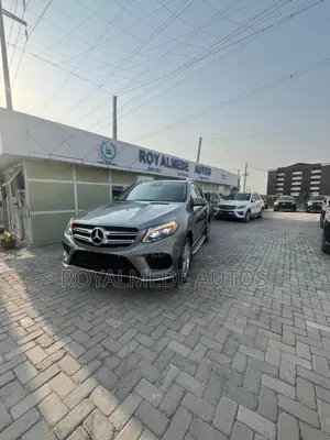 Mercedes-Benz GLE-Class 2016 Gray