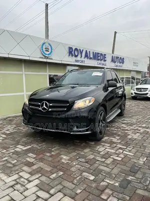 Mercedes-Benz GLE-Class 2017 Black