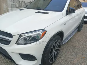 Mercedes-Benz GLE-Class 2019 White