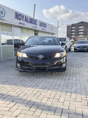 Toyota Camry 2013 Black