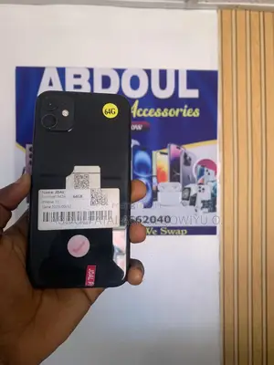 New Apple iPhone 11 64 GB Black