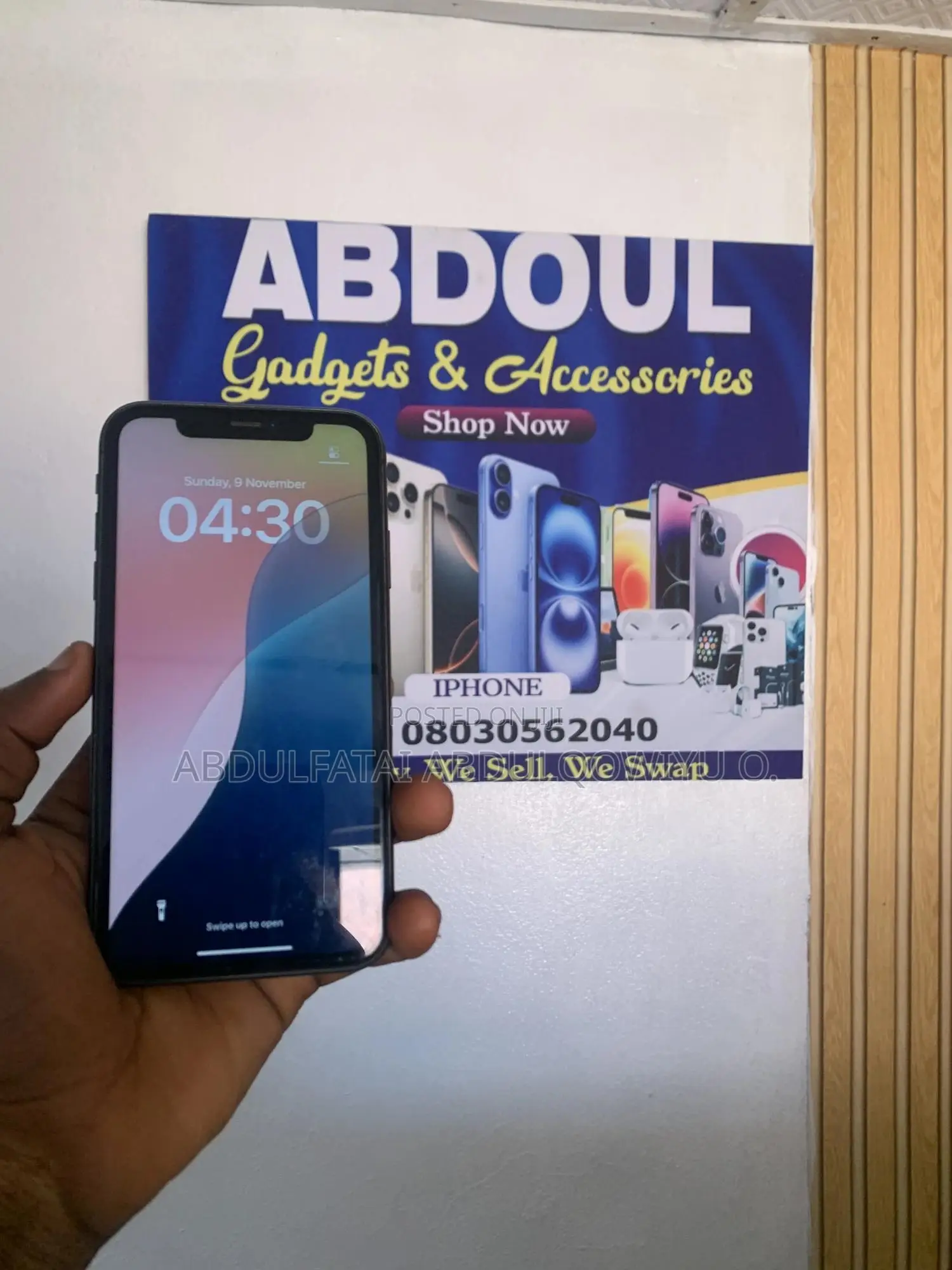 New Apple iPhone 11 64 GB Black