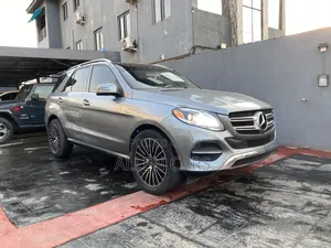 Mercedes-Benz GLE-Class 2016 Gray