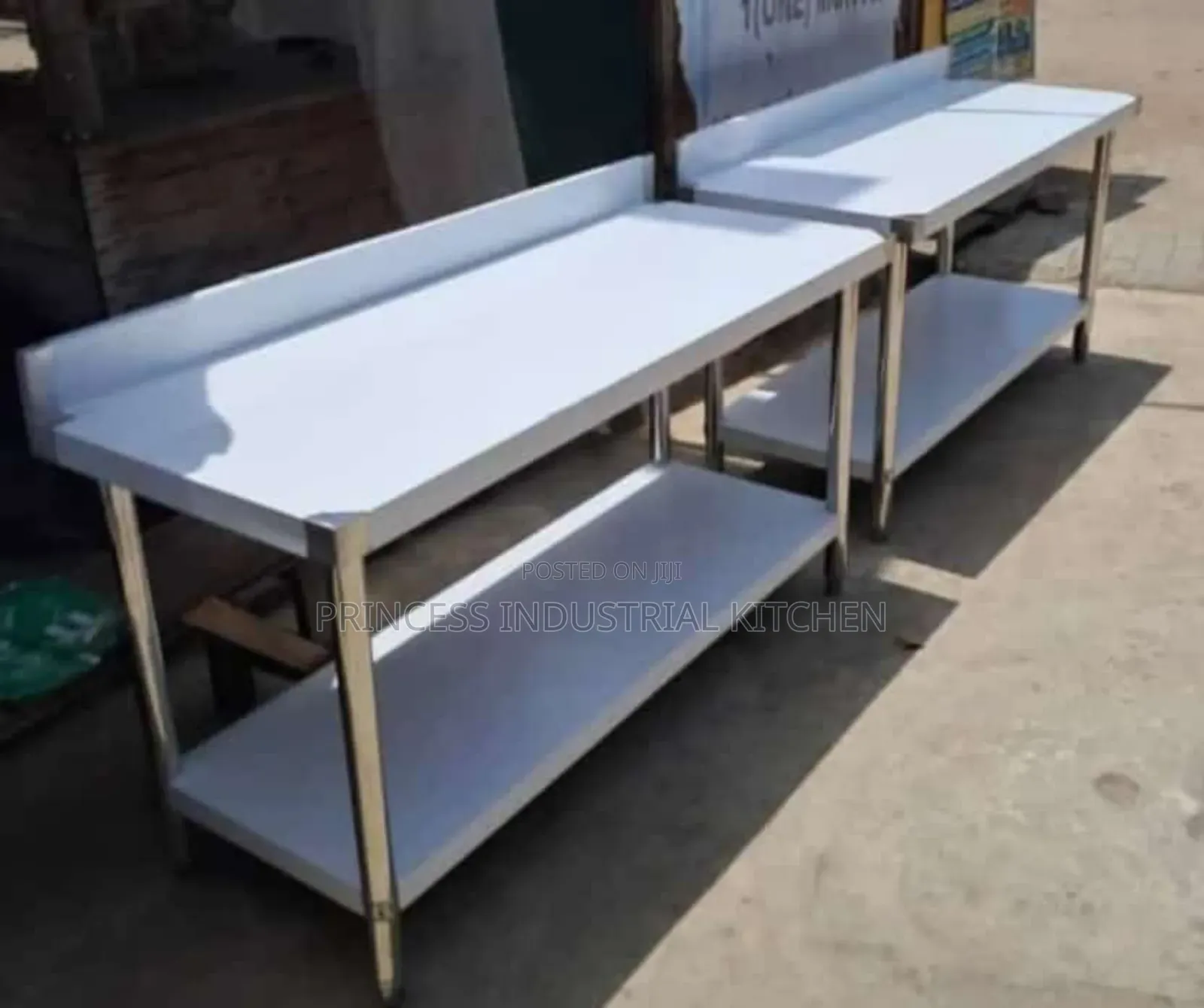 Working Table With Back