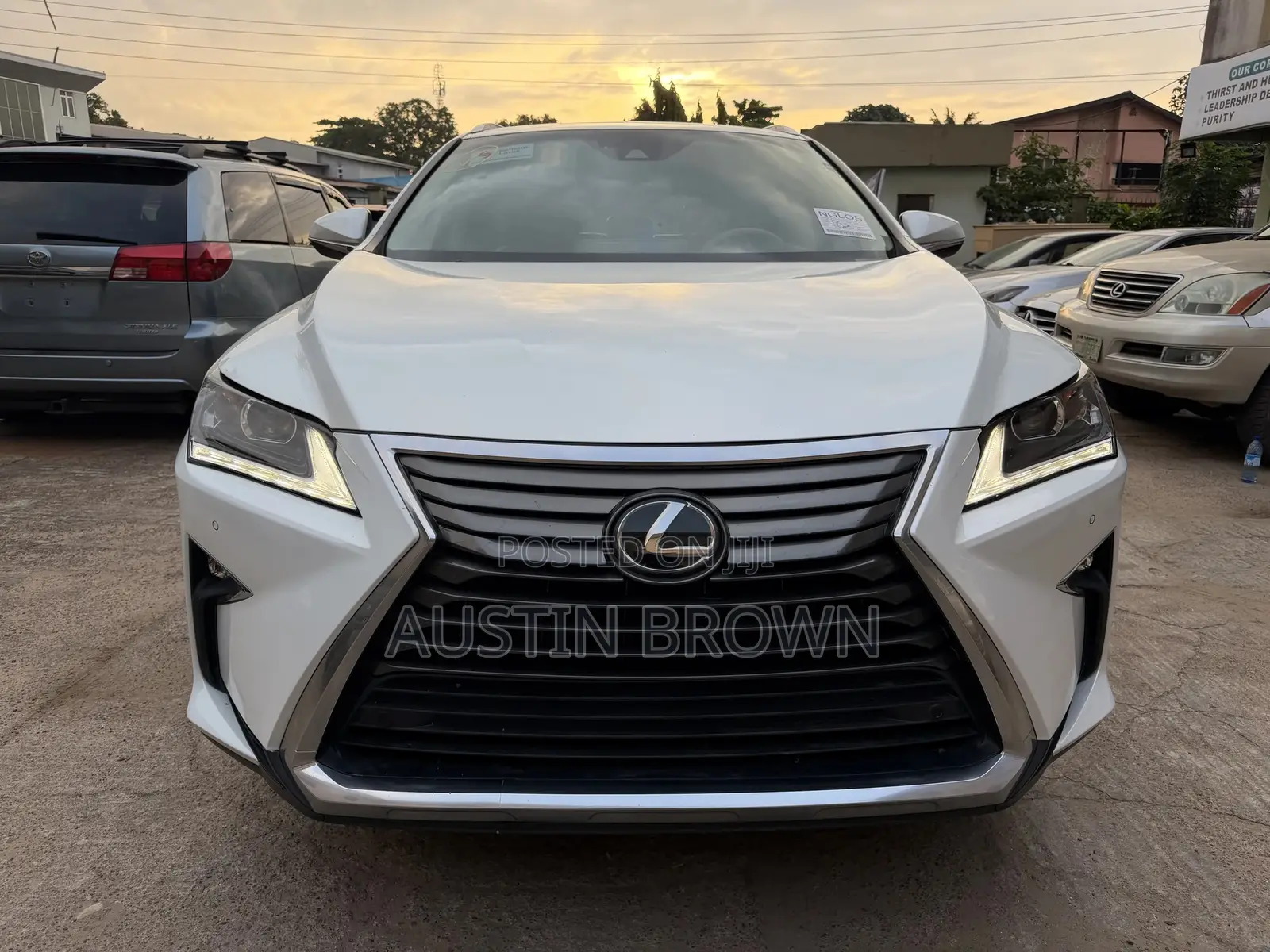 Lexus RX 350 AWD 2017 White