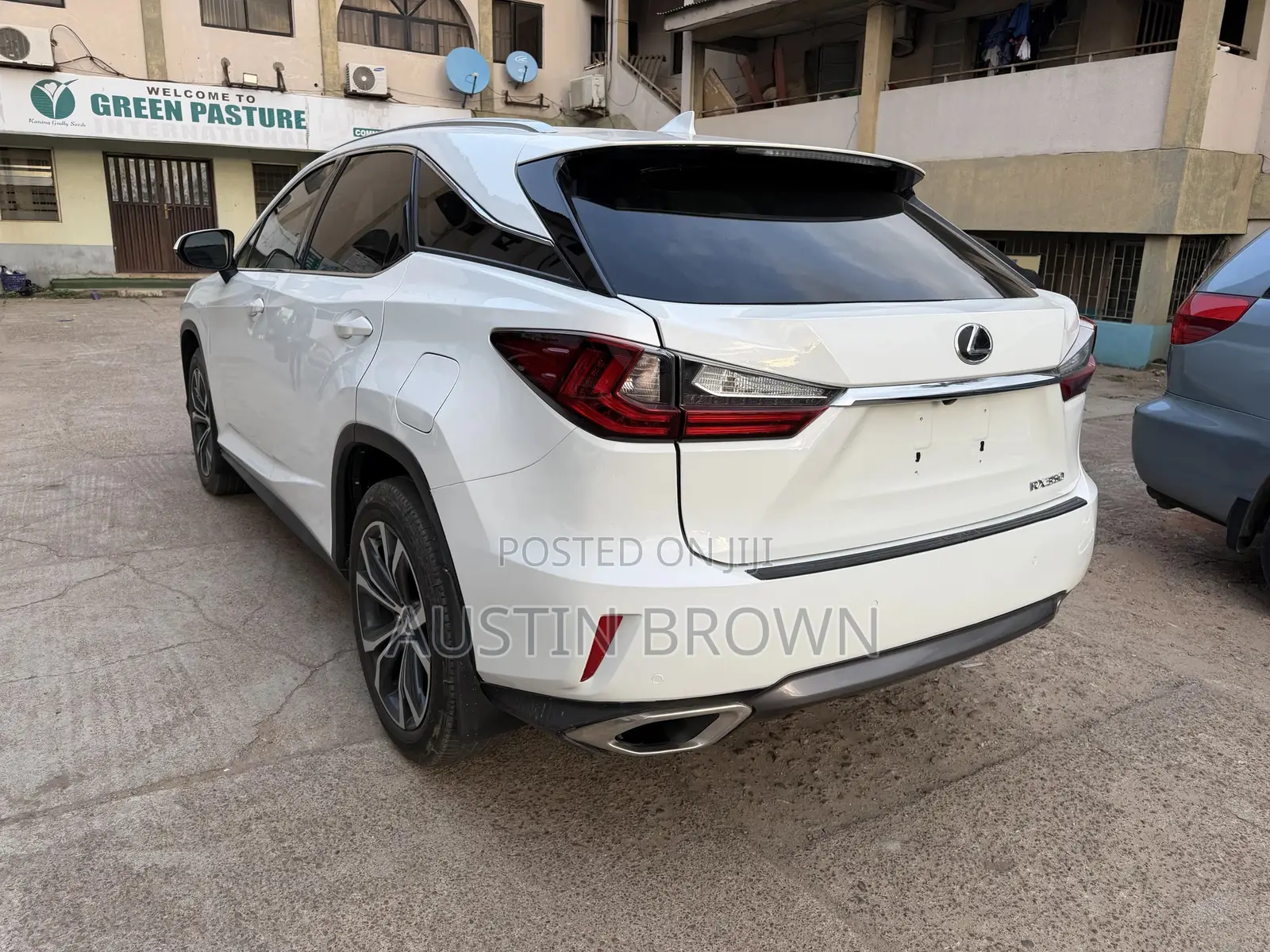 Lexus RX 350 AWD 2017 White