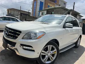 Mercedes-Benz M Class ML 350 4Matic 2012 White