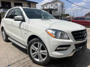 Mercedes-Benz M Class ML 350 4Matic 2012 White