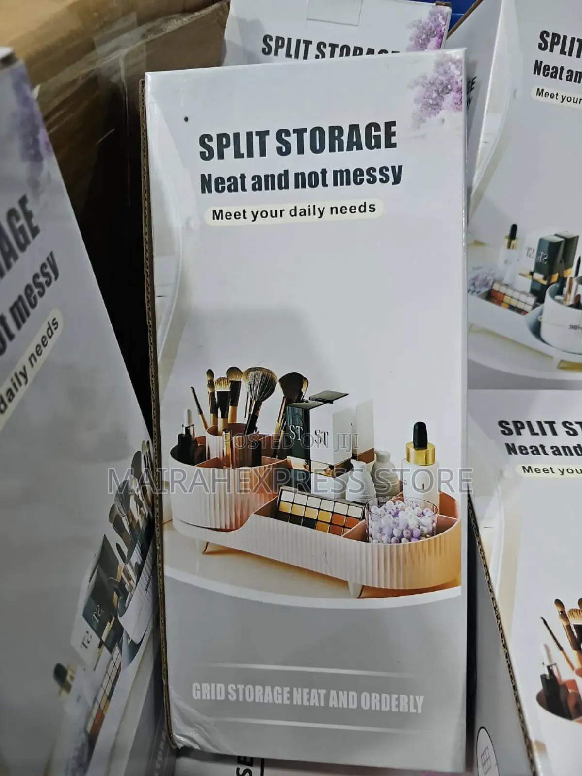 Rotating Cosmetic Storage 2st7