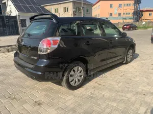 Toyota Matrix Hatchback AWD (1.8L 4cyl 4A) 2006 Black