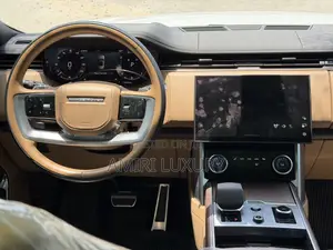 Land Rover Range Rover Vogue 2023 White