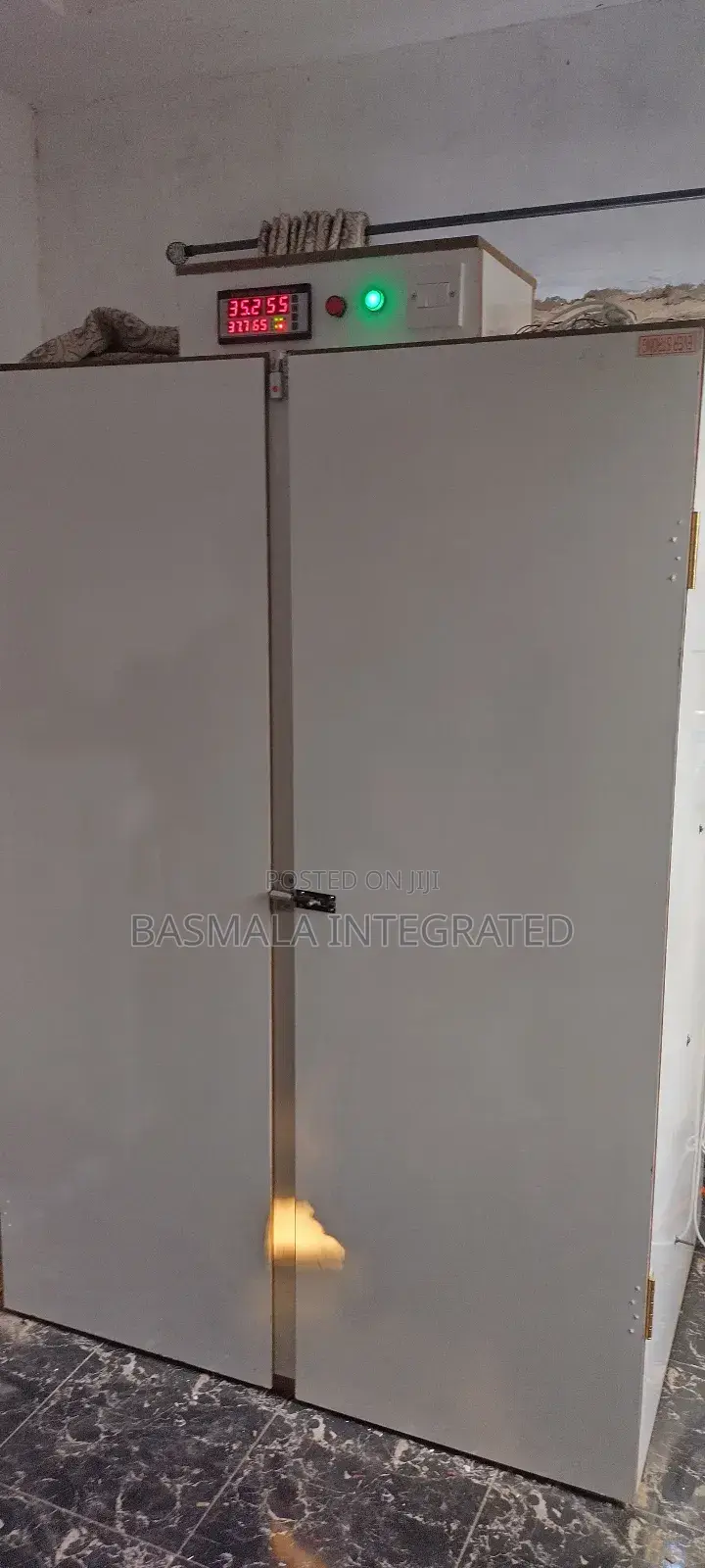 Egg Incubator