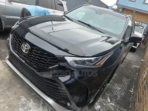 Toyota Highlander XSE 2022 Black