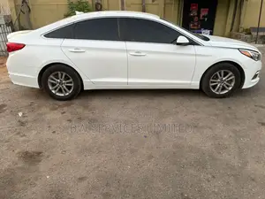 Hyundai Sonata SE 2017 White