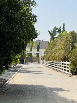 Furnished 4bdrm Duplex in Apo Legislative, Zone B for rent