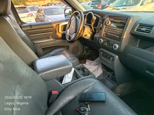Honda Ridgeline RT 4x4 Crew Cab 122 in. WB 2007 Gray