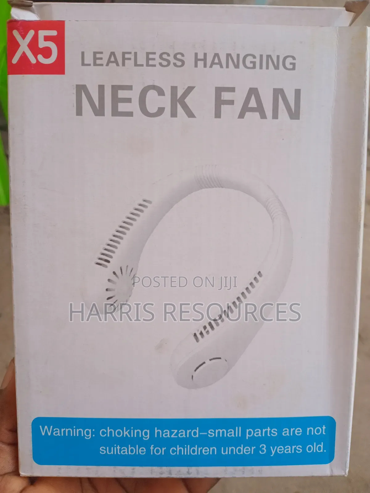 Leafless Neck Hanging