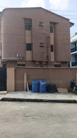 3bdrm Block of Flats in Berger for sale