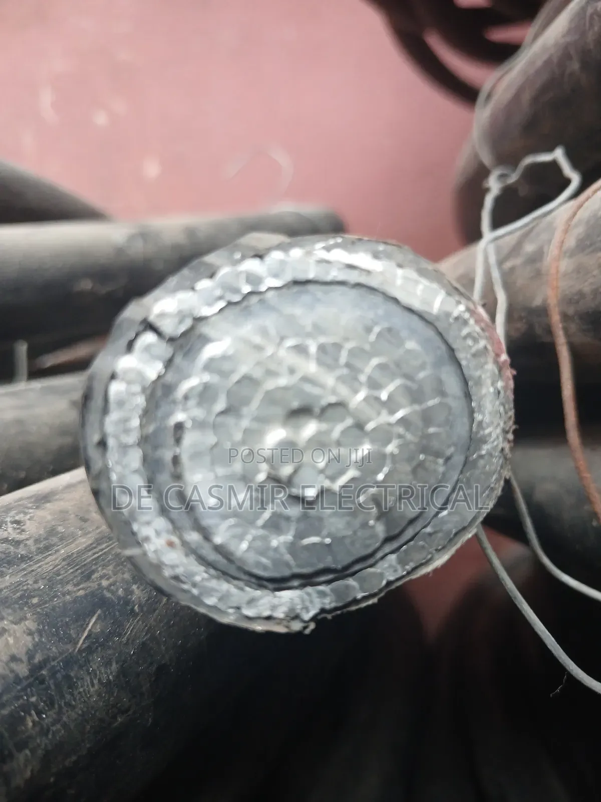 1x500mm2 Armoured Aluminium Cable