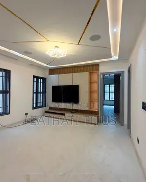 5bdrm Duplex in Zone 7 / Wuse for sale