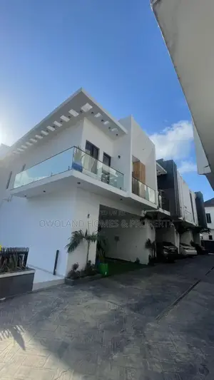 4bdrm Duplex in Orchid Road, Ikota for rent