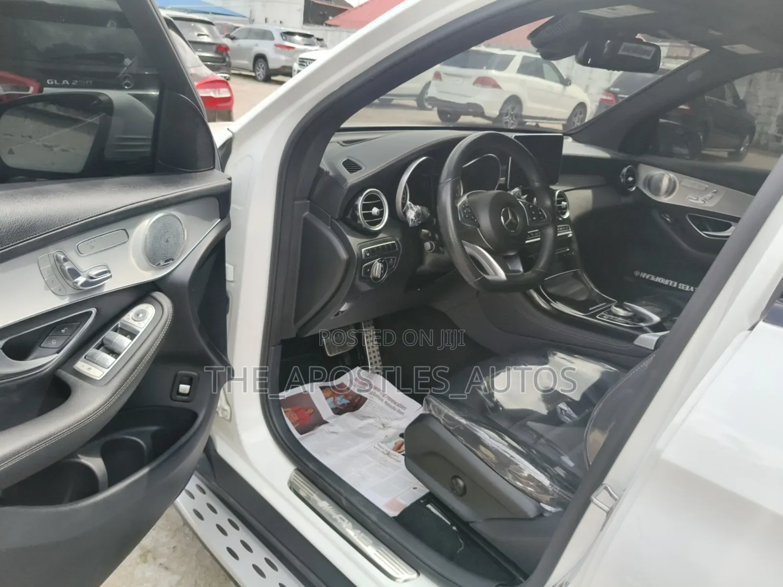 Mercedes-Benz GLC-Class 2017 Off white