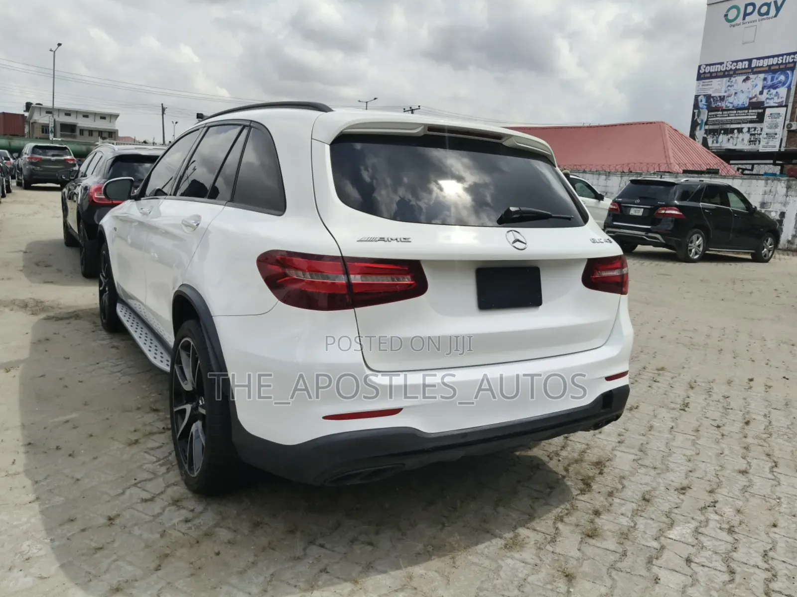 Mercedes-Benz GLC-Class 2017 Off white