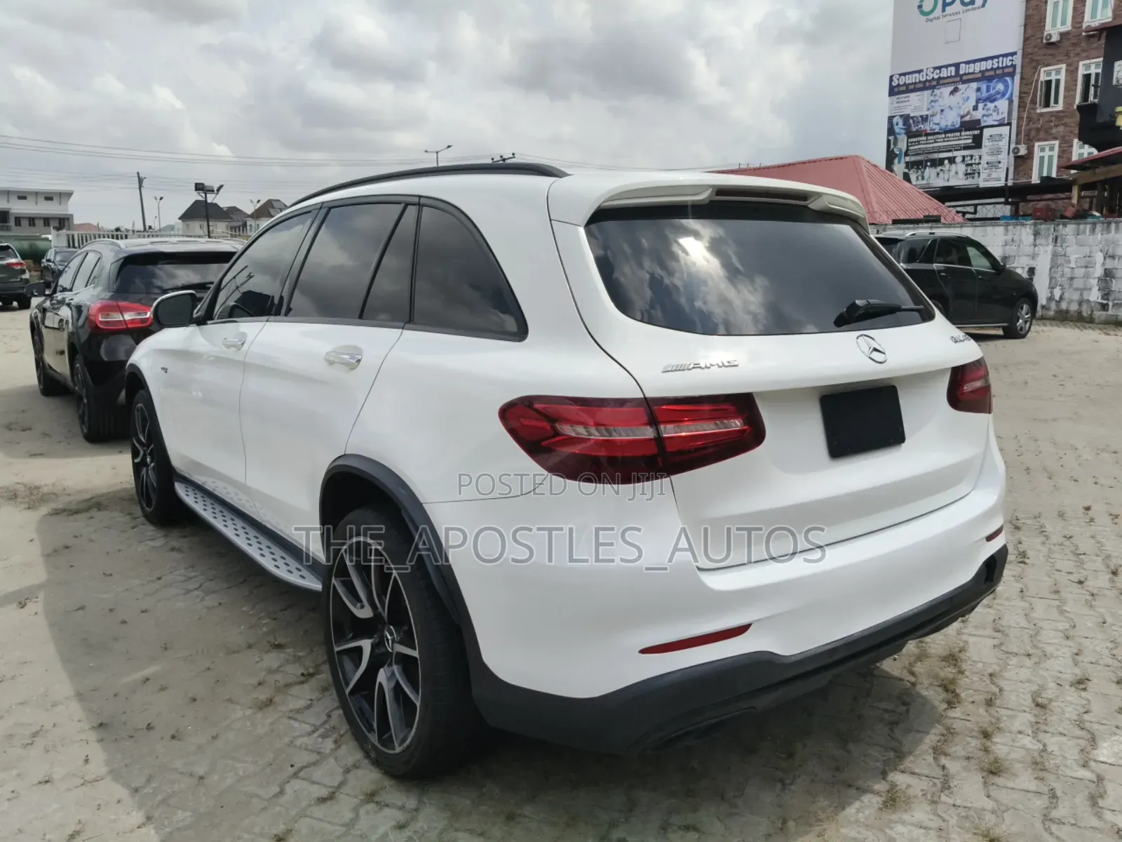 Mercedes-Benz GLC-Class 2017 Off white