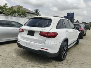 Mercedes-Benz GLC-Class 2017 Off white