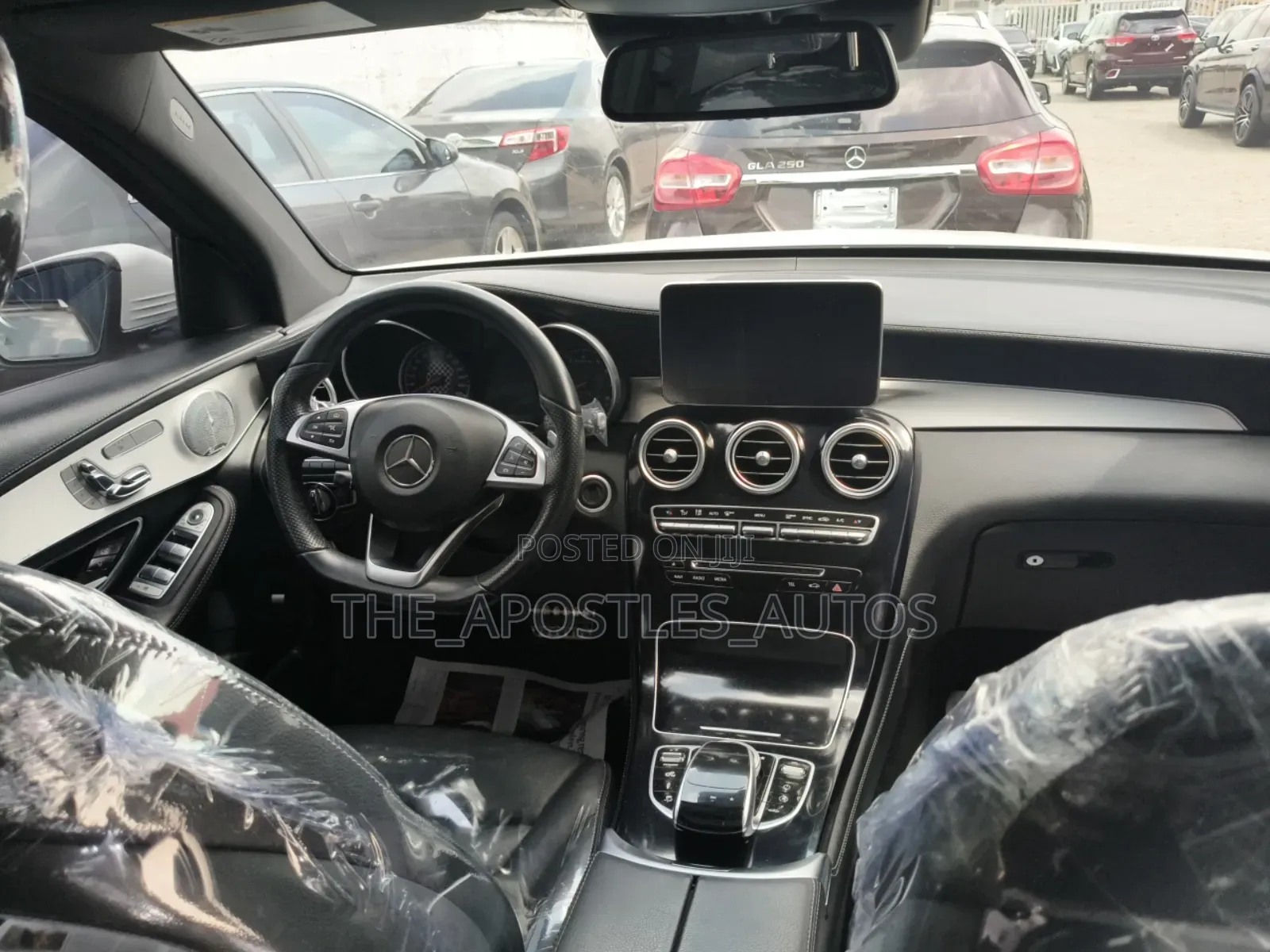 Mercedes-Benz GLC-Class 2017 Off white