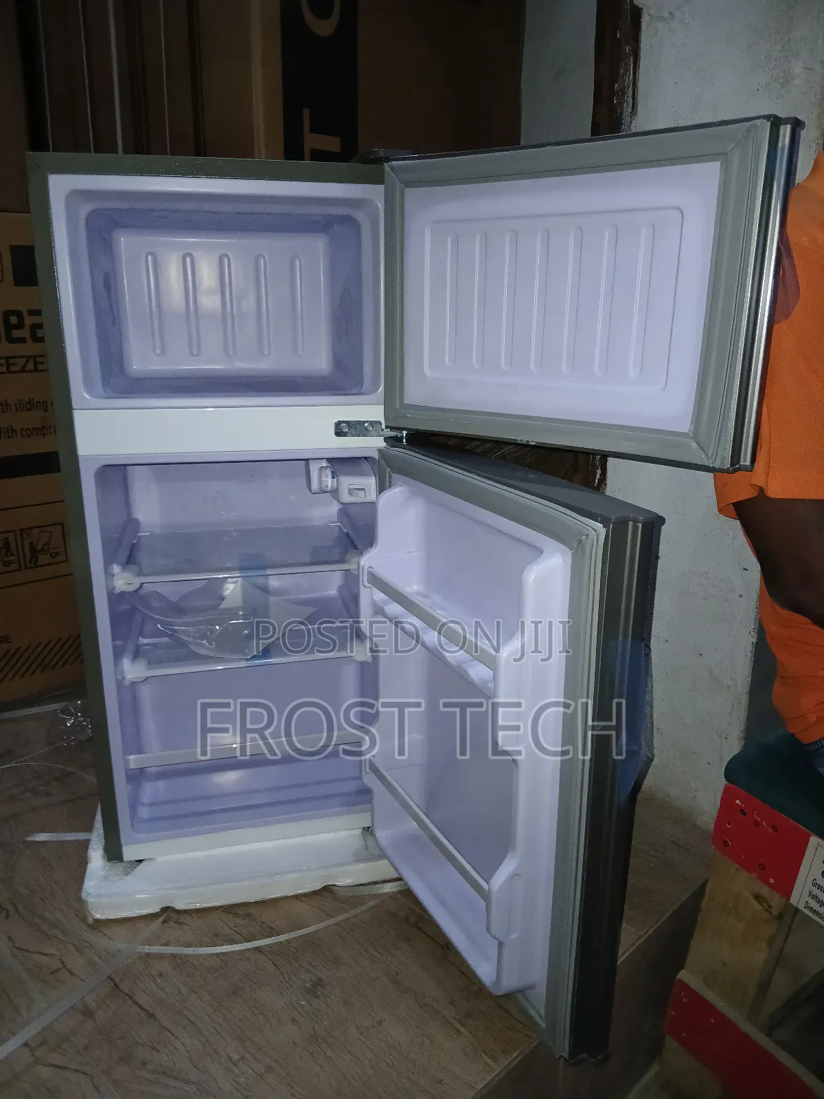 Snowsea Bcd136 Tabletop Double Door Fridge