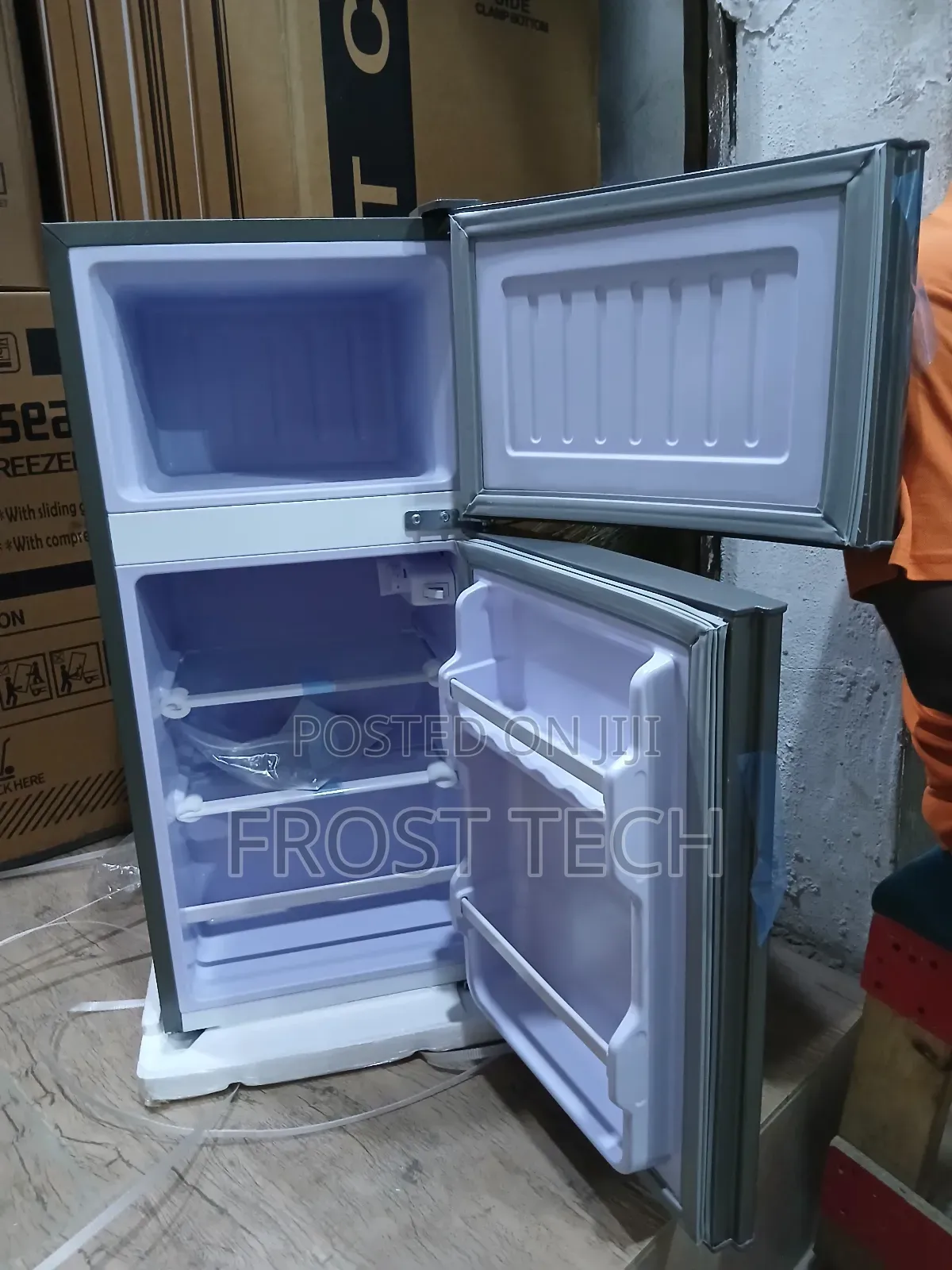 Snowsea Bcd136 Tabletop Double Door Fridge