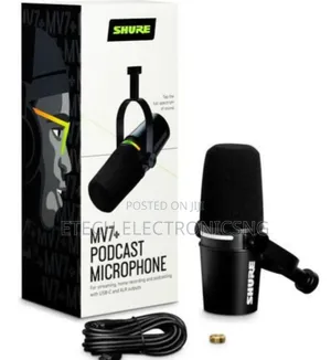 Shure Professional Podcast Microphone Mv7+