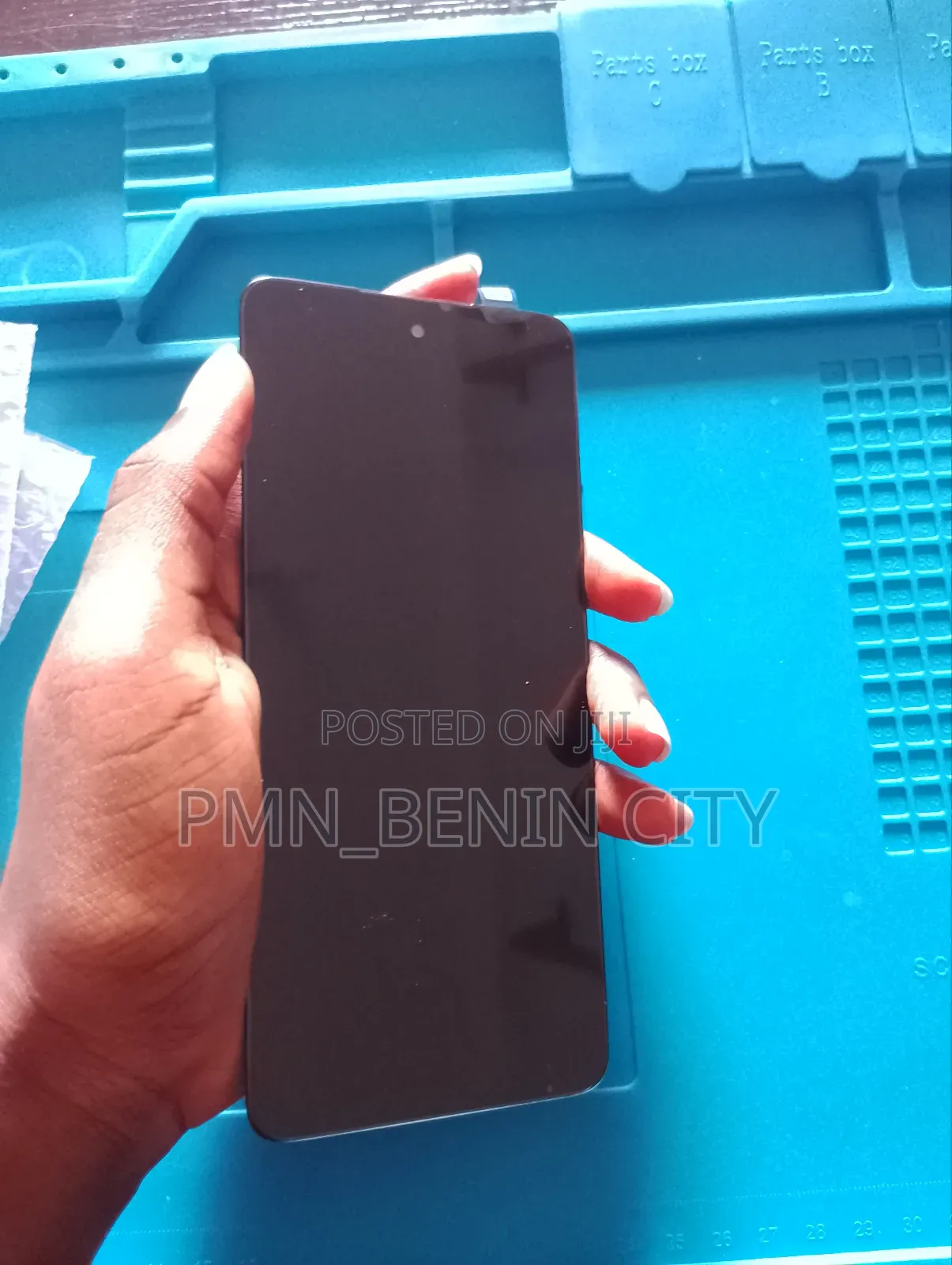 HMD Pulse Plus LCD Screen