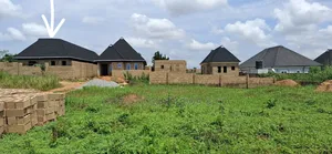 8bdrm Room & Parlour in Glorylight Estate, Ewekoro for sale