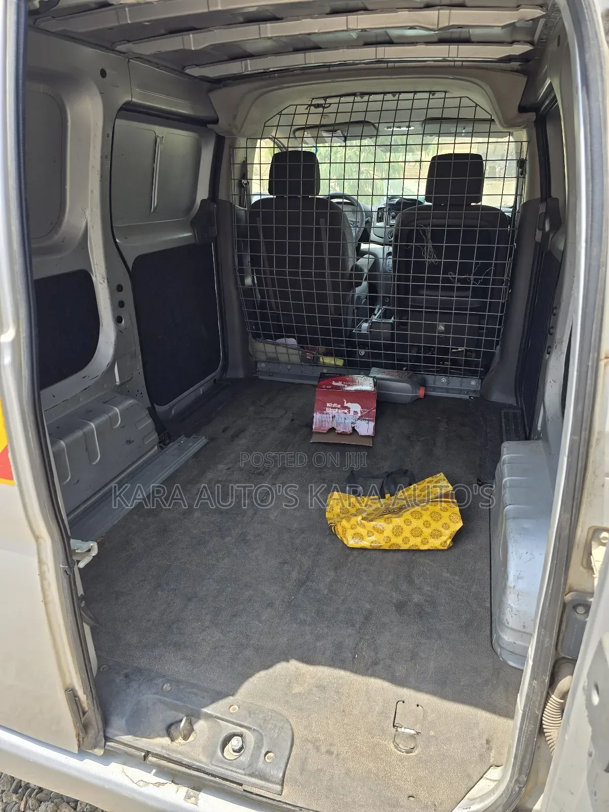 Nissan NV200 2014 Silver