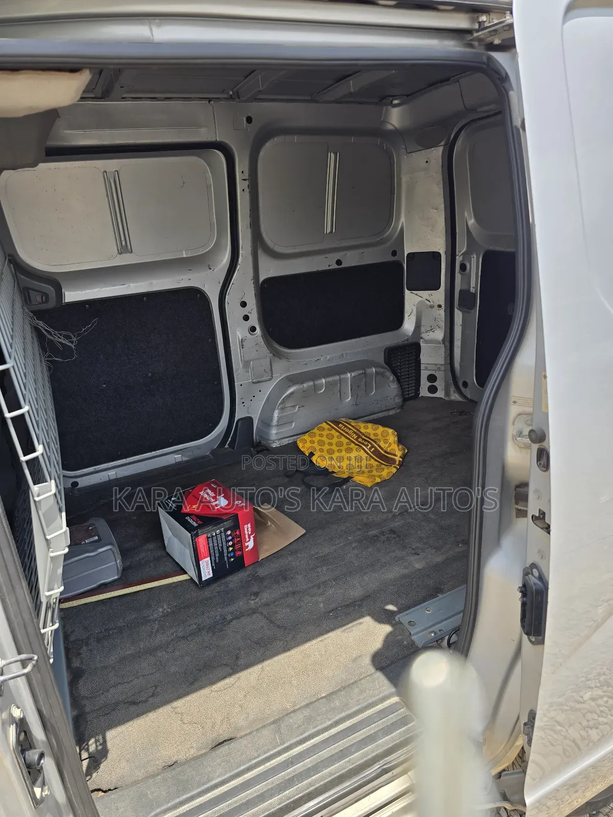 Nissan NV200 2014 Silver