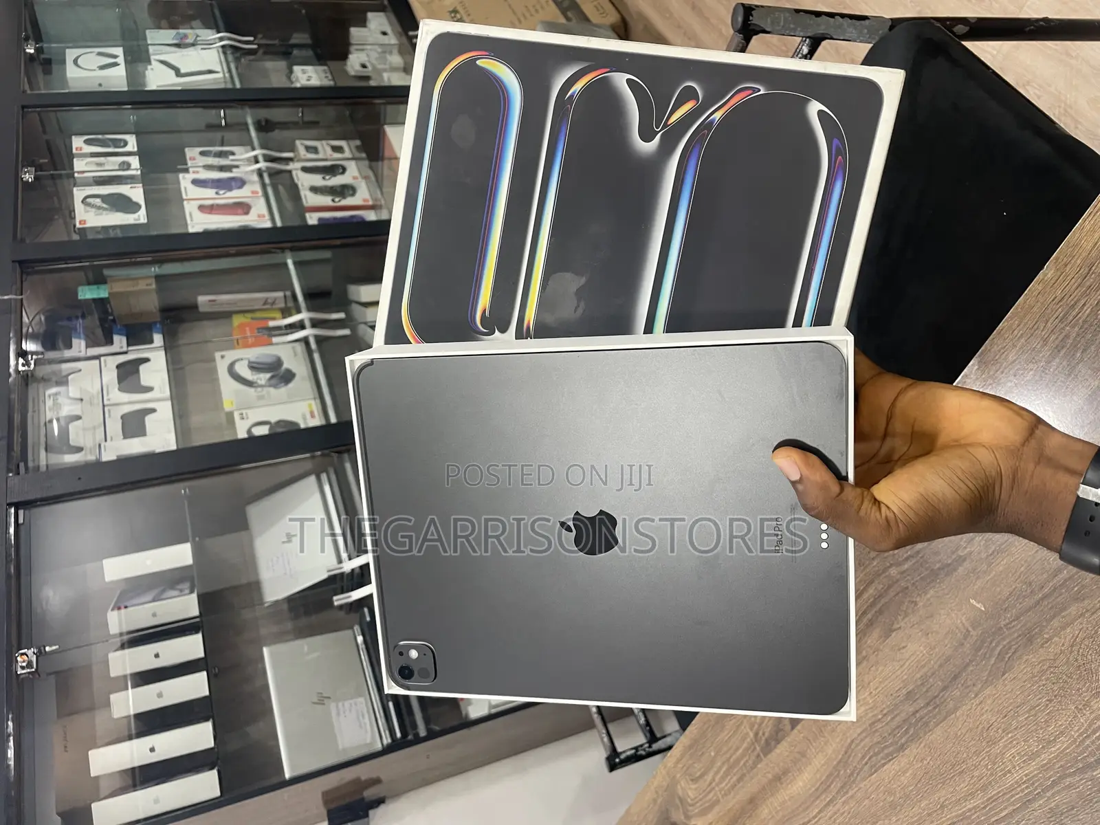 Apple iPad Pro 13 (2024) 256 GB Gray