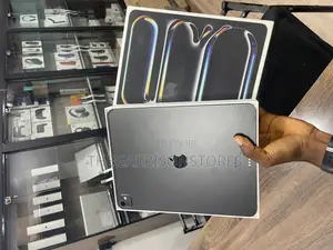Apple iPad Pro 13 (2024) 256 GB Gray