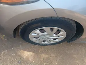Hyundai Elantra 2017 Silver