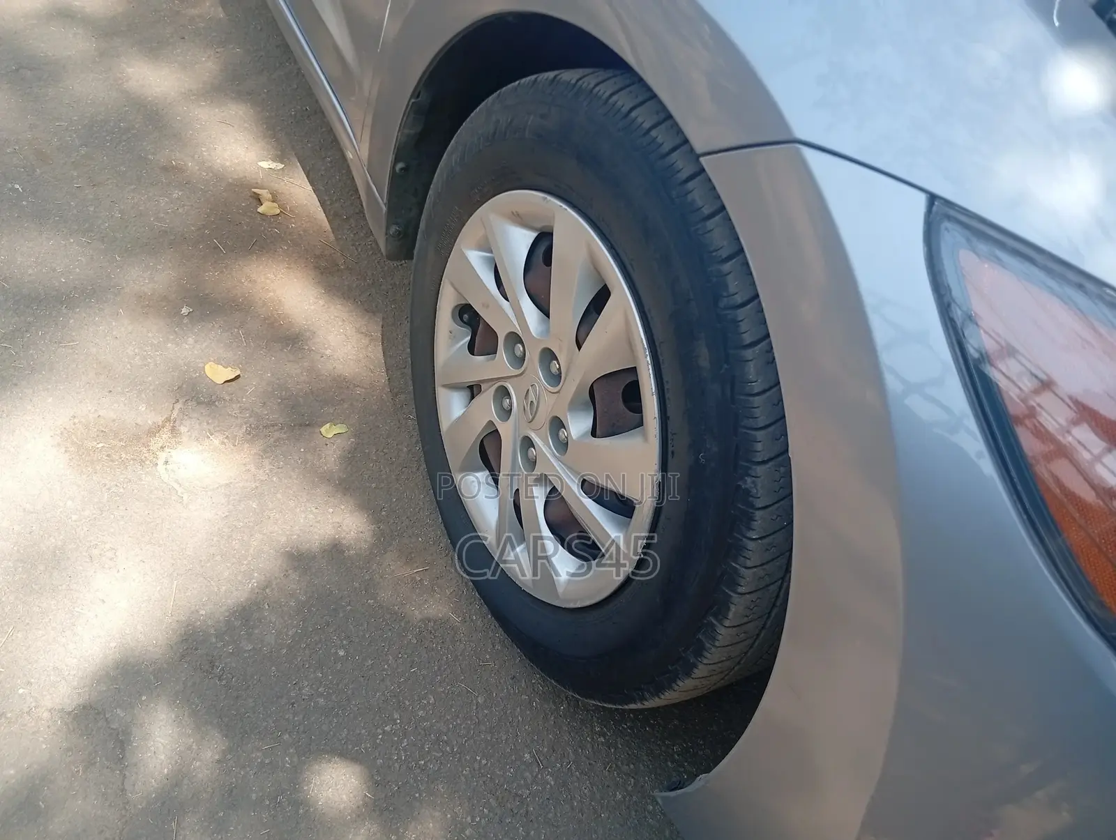 Hyundai Elantra 2017 Silver